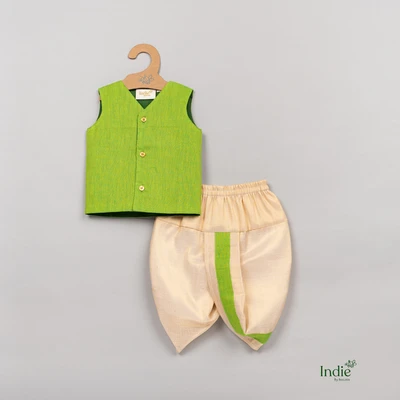 Gold Printed Light Green V -Neck Jabla And Panjakajam