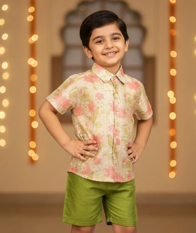 Off White Kota Zari Tissue Shirt With Green Raw Silk Shorts